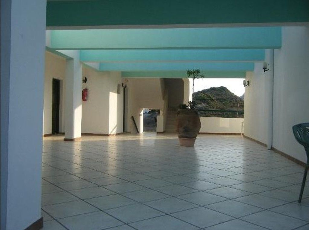 Eleni Hotel 2*